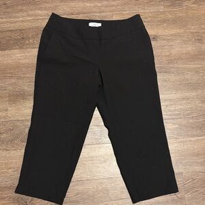 women’s loft capris